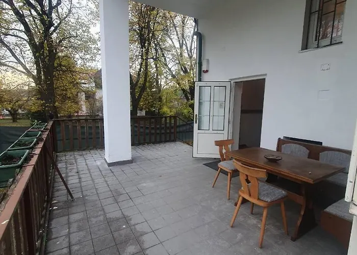 Cozy In An Elegant House * וינה